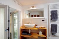 A bathroom at Vittorio 21