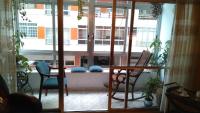 A seating area at Casa Porto, con Garaje