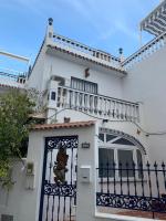 A balcony or terrace at CASA TORRECILLA LINDA Adosado 2 Dormitorios a 50 metros de la Playa Torrecilla Nerja