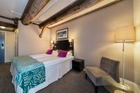 Postel nebo postele na pokoji v ubytování Quality Hotel Florø