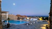 Bazén v ubytovaní Mando Pool Villas w Sea Views - Five Bedrooms alebo v jeho blízkosti