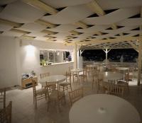 Restaurace v ubytování The White Suites