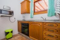 A kitchen or kitchenette at Eslanzarote Villa Caracola, Super Wifi, Sat tv