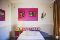 Posteľ alebo postele v izbe v ubytovaní Admiral Hotel