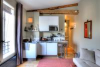Atelier, dernier étage bail mobilité Centre parisにあるキッチンまたは簡易キッチン