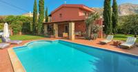 Basen w obiekcie Villa Casa Del Sol with private pool lub w pobliżu