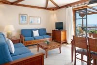 A seating area at Princesa Yaiza Suite Hotel Resort