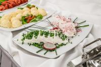 Jedlo v ubytovaní bed & breakfast alebo blízkom okolí