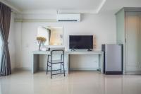 TV a/nebo společenská místnost v ubytování Tonkla Boutique Hotel