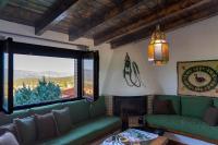 Posedenie v ubytovaní Dandy Villas Amfiklia - Pasithea - Stunning View - Fireplace - Parking