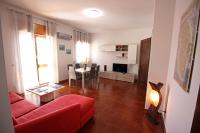 A television and/or entertainment centre at Casa Vacanza Valle della Cupa