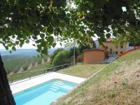 Bazén v ubytovaní Agriturismo Corte Maccini alebo v jeho blízkosti