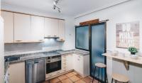 Kuchyňa alebo kuchynka v ubytovaní Udaberri Apartment by People Rentals