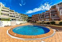 Bazén v ubytovaní Apartment Orlando Wave alebo v jeho blízkosti