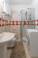A bathroom at La Torre Antica Dimora