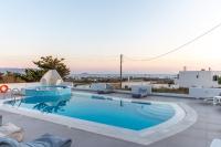 Bazén v ubytovaní Kallithea Hotel alebo v jeho blízkosti