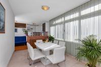 Posedenie v ubytovaní Apartments Bole