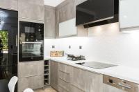 Kuchyň nebo kuchyňský kout v ubytování Ocean Dream Apartment!