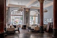 Restauracja lub miejsce do jedzenia w obiekcie Hotel Monopol
