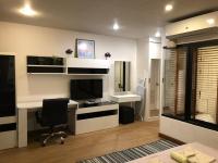 TV a/nebo společenská místnost v ubytování WOW Apartment at Unity Patong