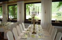 Εστιατόριο ή άλλο μέρος για φαγητό στο Hotel Krone Riesling