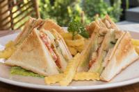 Mad på resortet eller i nærheden