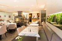 Restaurace v ubytování Logis La Résidence