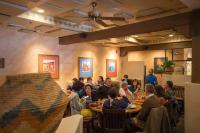 Επισκέπτες που μένουν στο Table Mountain Inn