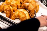 ホテルの敷地内または近くでの食事または食べ物