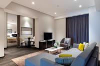 TV a/nebo společenská místnost v ubytování Taj Jumeirah Lakes Towers