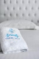 Postel nebo postele na pokoji v ubytování Serenity Luxury Villa, Skiathos