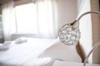 Postel nebo postele na pokoji v ubytování Serenity Luxury Villa, Skiathos