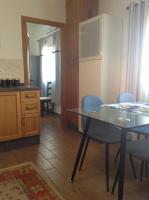 Kuchyňa alebo kuchynka v ubytovaní Kayenne holiday rentals