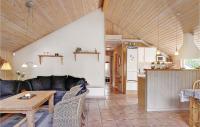 Posezení v ubytování Holiday Home Nøddehaven Oksbøl Iv
