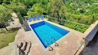 Bazén v ubytování Holiday Home with a Private Pool nebo v jeho okolí