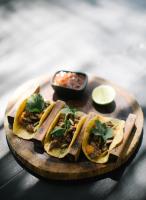 Jídlo v hotelu nebo okolí