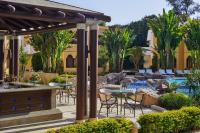 Steigenberger Resort Achtiの敷地内または近くにあるプール
