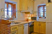 A kitchen or kitchenette at Casa entre Nerja y Frigiliana