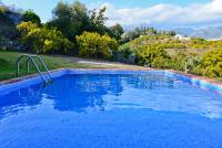 The swimming pool at or close to Casa entre Nerja y Frigiliana