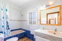 Koupelna v ubytování Casa Carlos con Piscina Privada en Conil