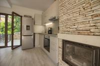 Kuchyň nebo kuchyňský kout v ubytování Beautiful villa Irma with private pool near Rovinj