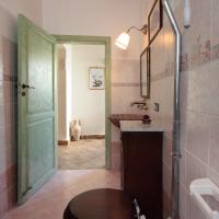 A bathroom at Casa Salomone