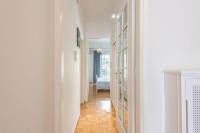 Posteľ alebo postele v izbe v ubytovaní NEW! Bright & Remodeled 1Bed apt 2min Walk to Acropolis