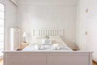 Posteľ alebo postele v izbe v ubytovaní NEW! Bright & Remodeled 1Bed apt 2min Walk to Acropolis