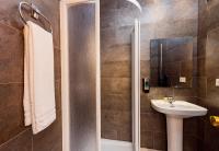 Un baño de Hotel Manzanito