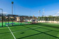 Tenis a/nebo squash v ubytování Sa Llimonera nebo okolí