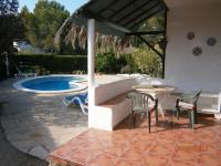 Bazén v ubytovaní INNOUTHOME Gran villa con piscina torrent del pi alebo v jeho blízkosti