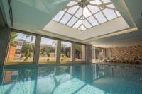 Bazén v ubytování Side Aquamarin Resort & Spa nebo v jeho okolí