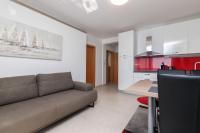 Kuchyňa alebo kuchynka v ubytovaní Apartments Villa Adore