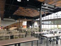 Restaurace v ubytování The Deer Resort